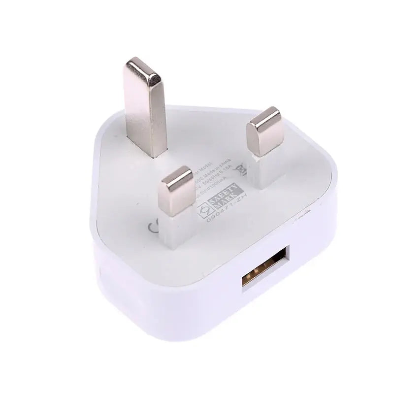 Universal UK Plug 3 Pin Wall Charger Adapter With 1/2 USB Ports Charging For Iphone 11 For Huawei Charging Charger Cloud Core